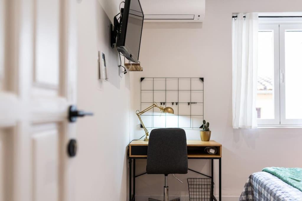 Emblematic Apartment In The Realejo กรานาดา ภายนอก รูปภาพ
