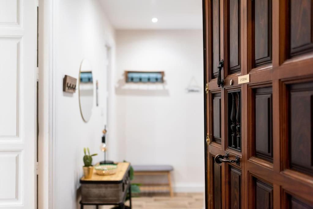 Emblematic Apartment In The Realejo กรานาดา ภายนอก รูปภาพ